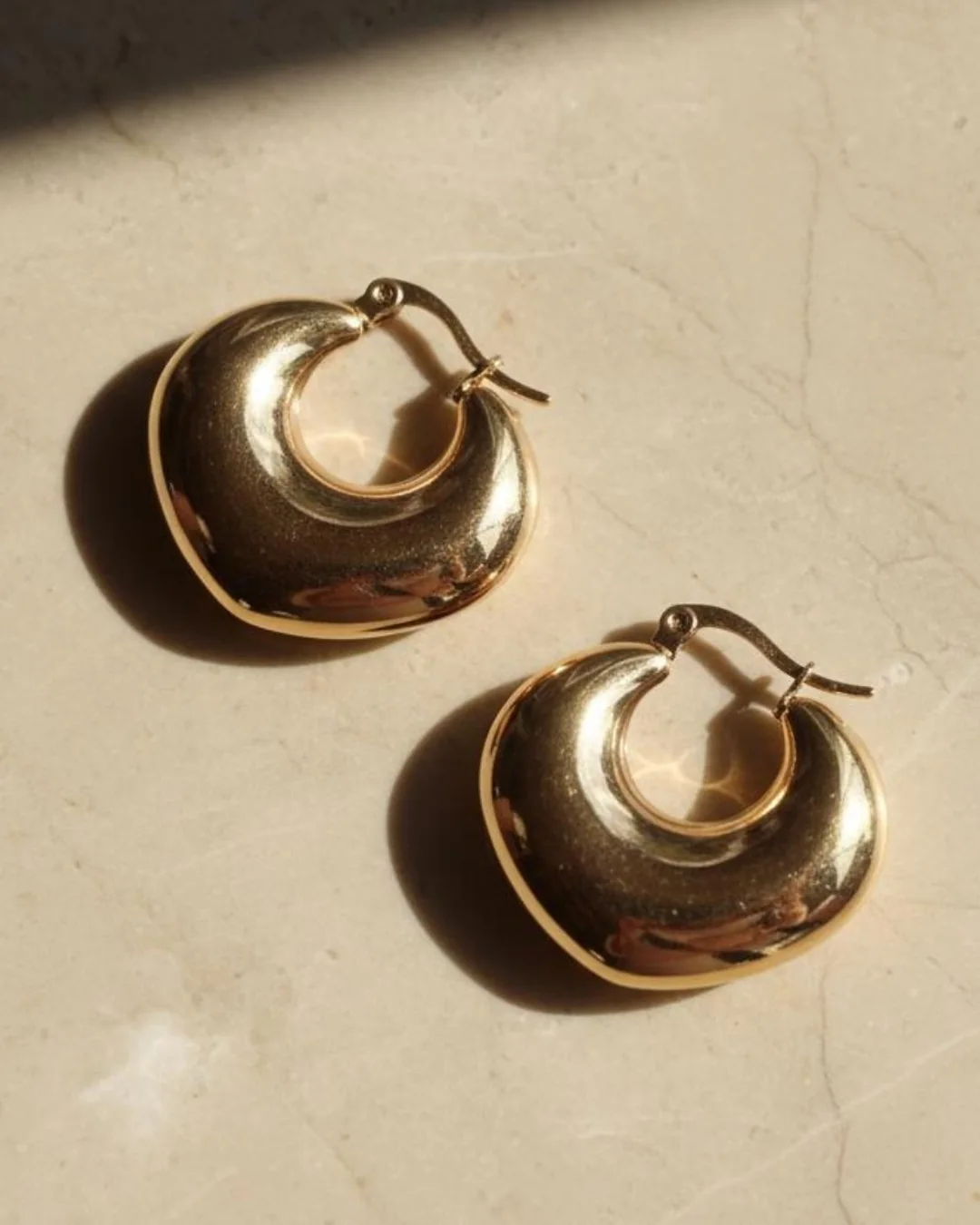 Naia Earrings, Round, bold hoops