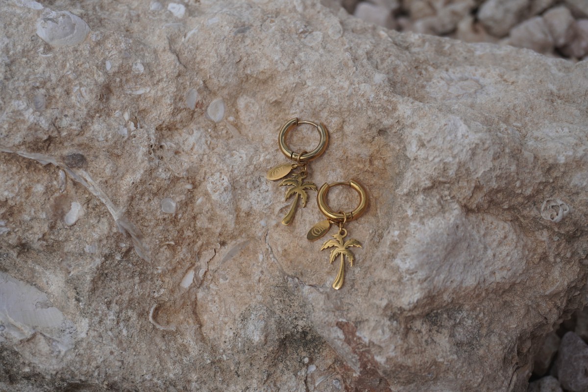 Nina Palmtree Earrings, Hoops with palm trees, Stainless steel